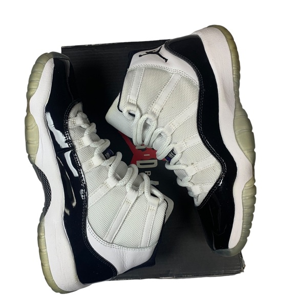 Size 5 - Jordan 11 Retro High Concord - Picture 2 of 10